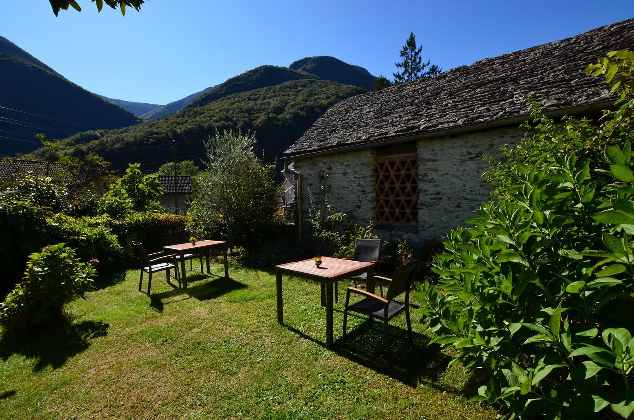Hotel Garni Maggia Giumaglio Εξωτερικό φωτογραφία