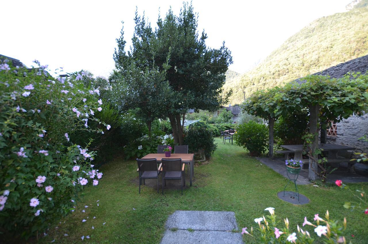 Hotel Garni Maggia Giumaglio Εξωτερικό φωτογραφία