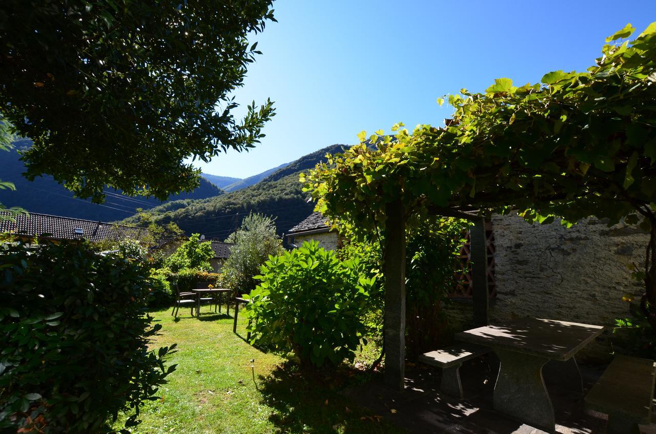 Hotel Garni Maggia Giumaglio Εξωτερικό φωτογραφία